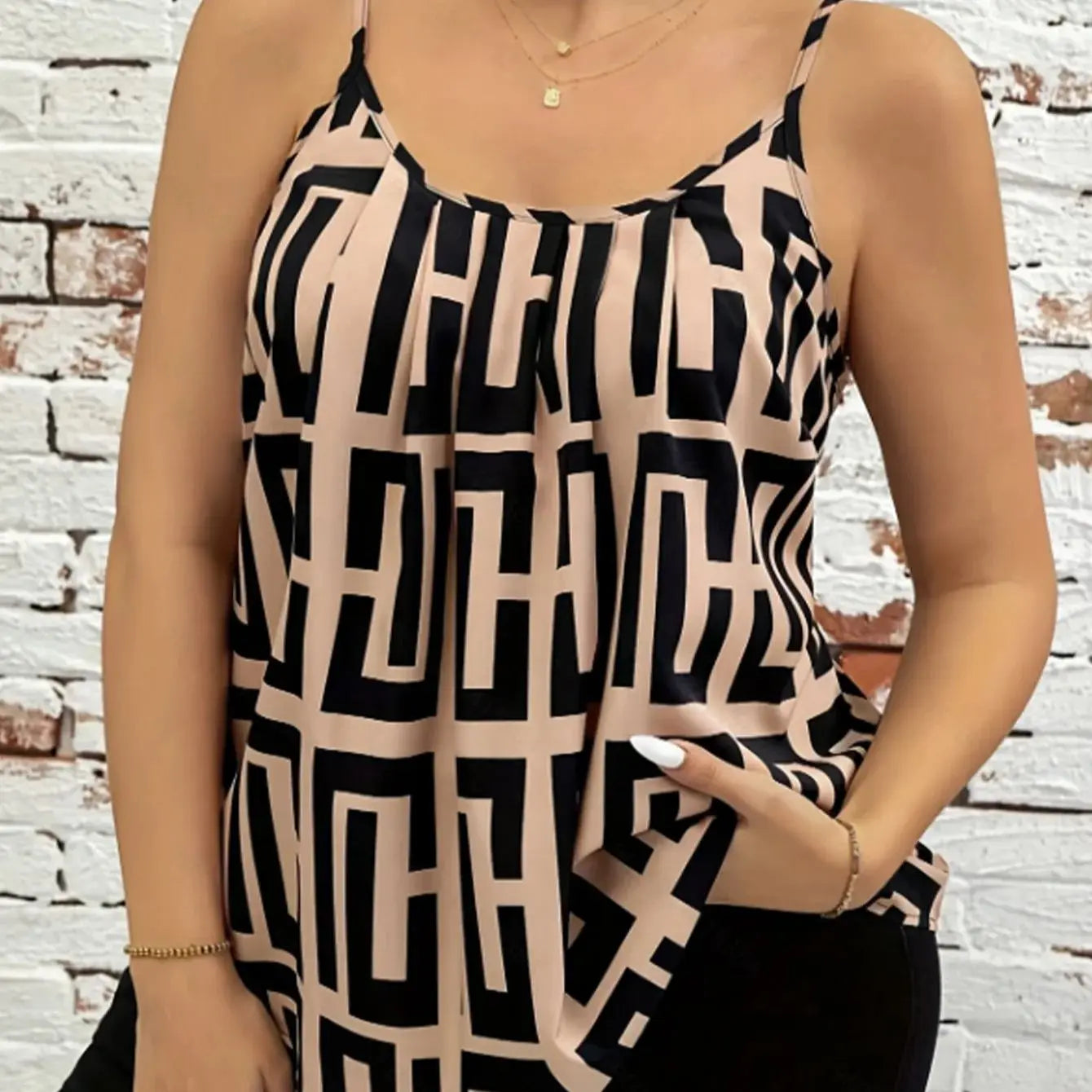 Plus size women's clothing elegant and fashionable contrast printed suspender tops spring, summer and autumn style