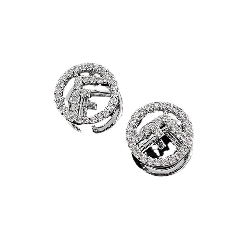 Fashionable Earrings Feature A Super-shiny Ear Clasp, Simple and Niche Design, Round Shape, and Compact Size