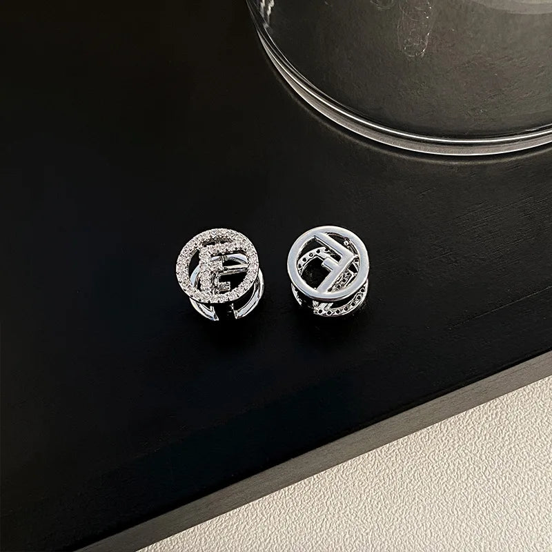 Fashionable Earrings Feature A Super-shiny Ear Clasp, Simple and Niche Design, Round Shape, and Compact Size