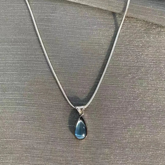 Blue Water Drop Pendant Necklace for Women Light Luxury Niche Design